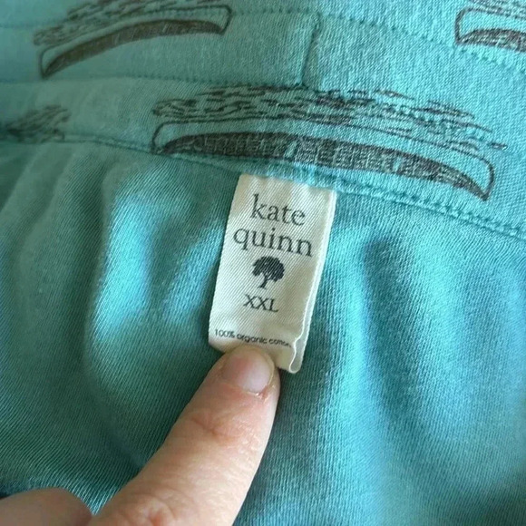 Kate Quinn Organic Cotton Women’s Skinny Cropped Jogger in Canoe - Picture 4 of 4